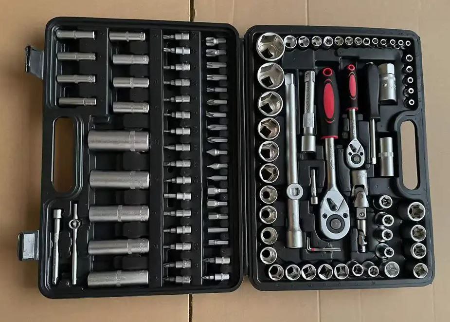 171025 (22) 171025 (22)